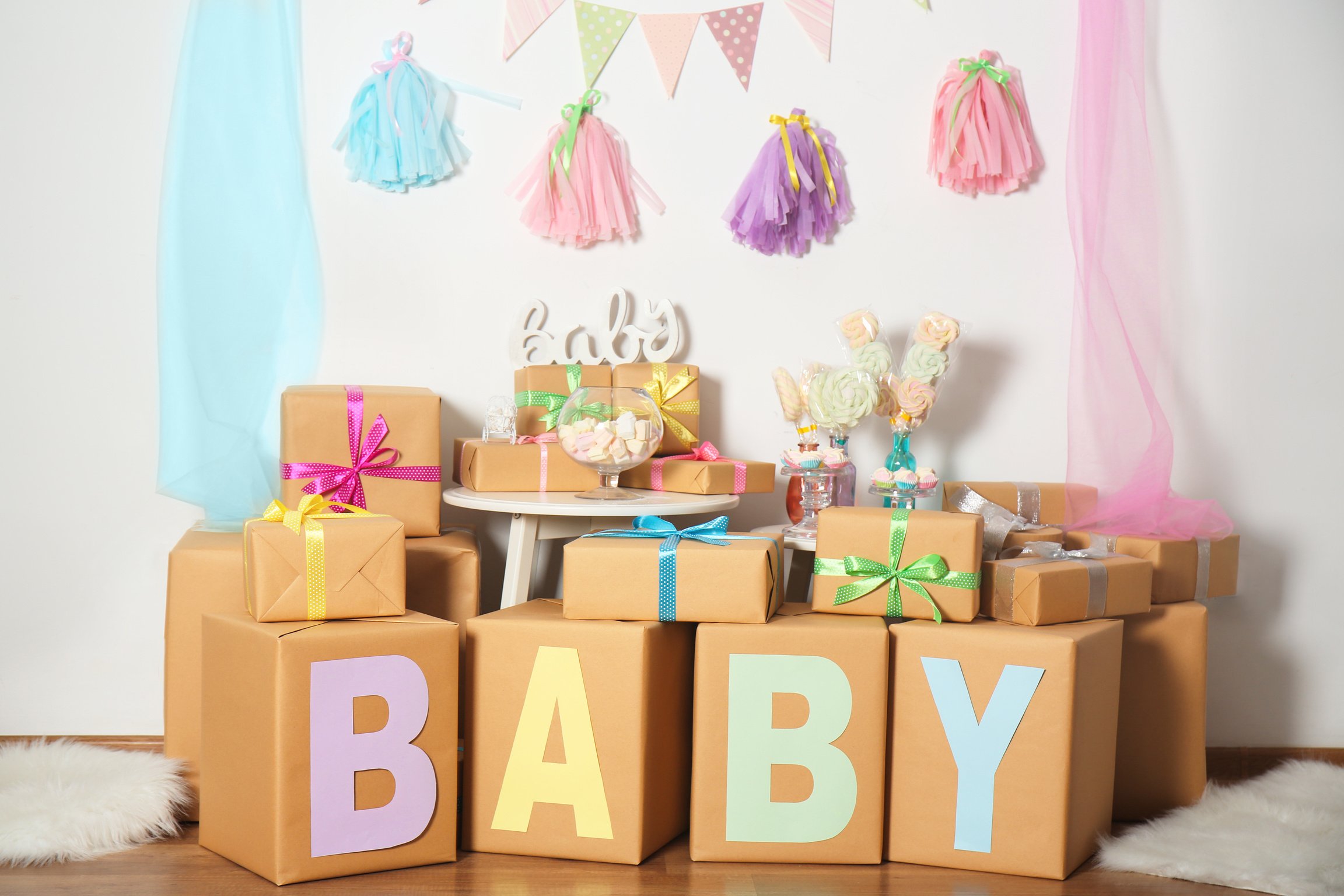 Baby Shower Decorations and Gifts 